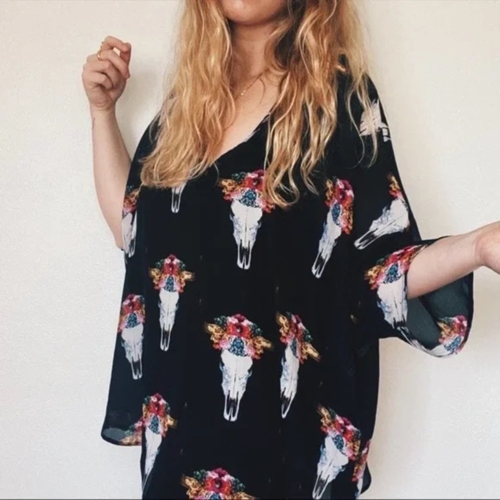 Show Me Your MuMu Bull Skull Tunic